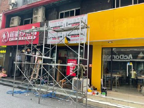 澄城制作广告招牌如何避免它发黄？